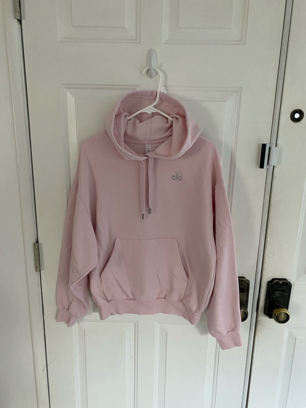 ALO Yoga Pullover Hoodie in Light Pink